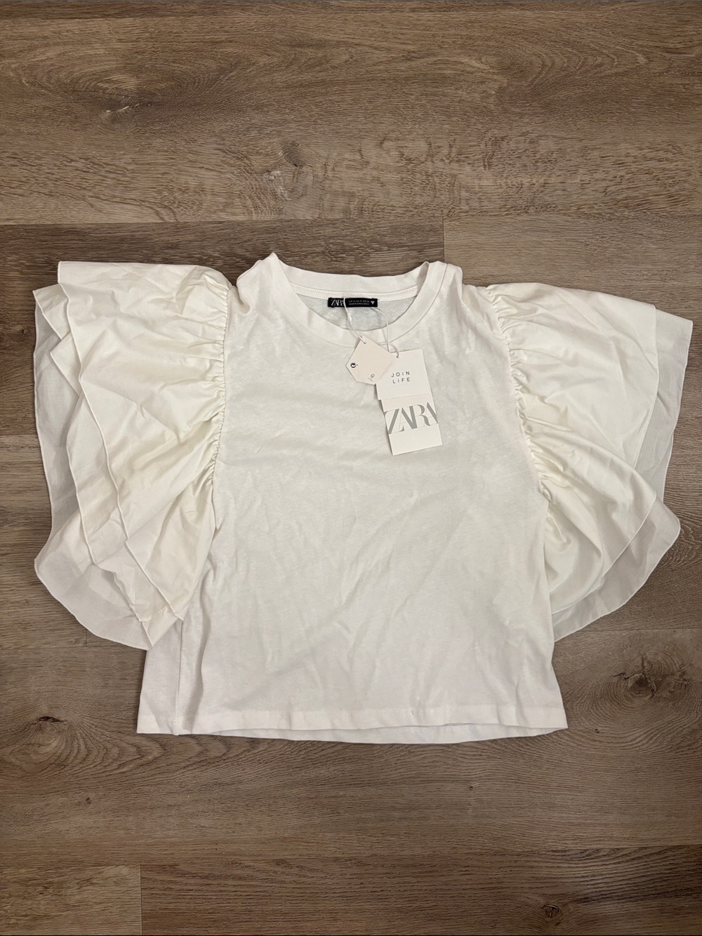 NWT ZARA Off-White Ruffle Sleeve Blouse